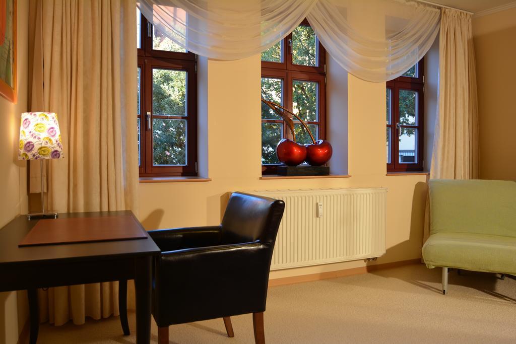 Ferienwohnung Domschatz 나움부르크 객실 사진