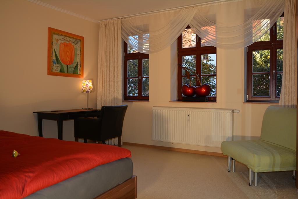 Ferienwohnung Domschatz 나움부르크 객실 사진